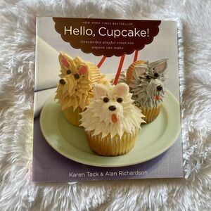 Hello Cupcake Decorating Book EUC